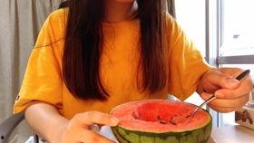 留学日常吃瓜,那些让人捧腹的“吃瓜”瞬间